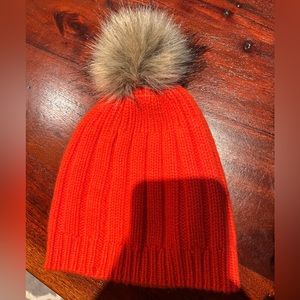 Aritzia winter hat